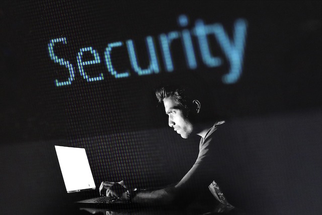 What-are-some-potential-insider-threat-indicators